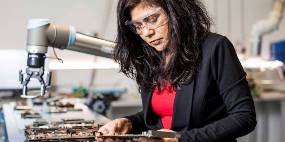 This scientist is giving old phones a second life with her Microfactory